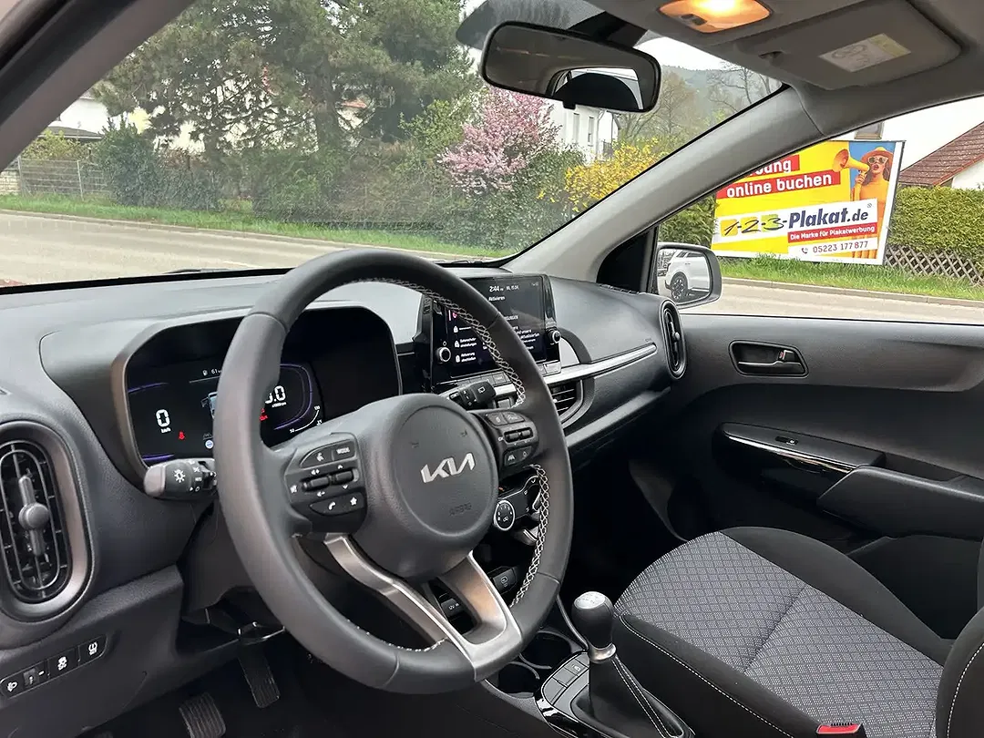 Kia Picanto - Thumbnail 12