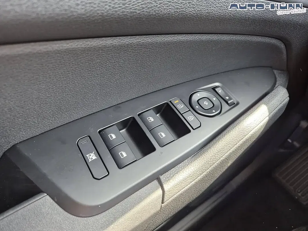 Kia Sportage - Thumbnail 10