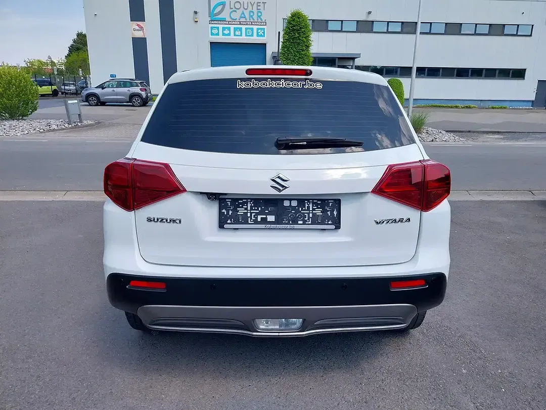 Suzuki Vitara - Thumbnail 5