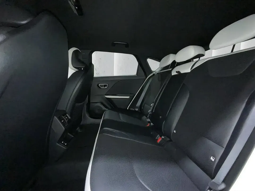 Kia K4 - Thumbnail 11