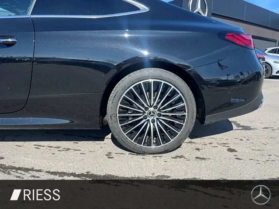 Mercedes-Benz CLE 300 - Thumbnail 5