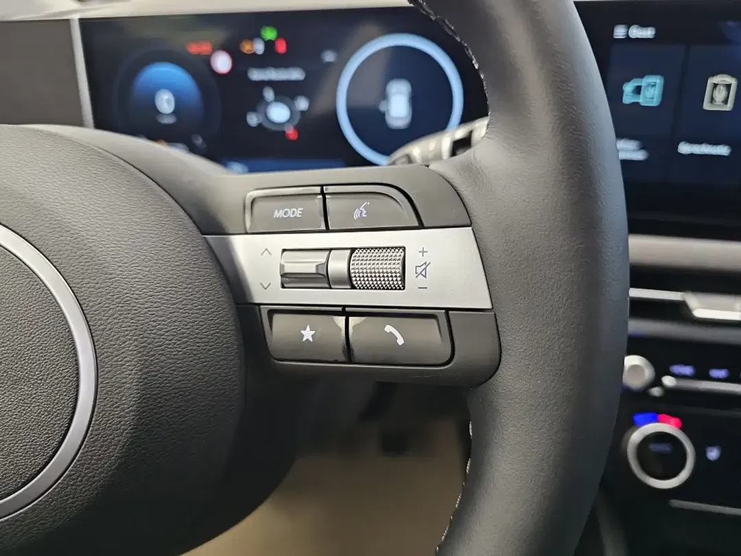 Hyundai TUCSON - Thumbnail 23