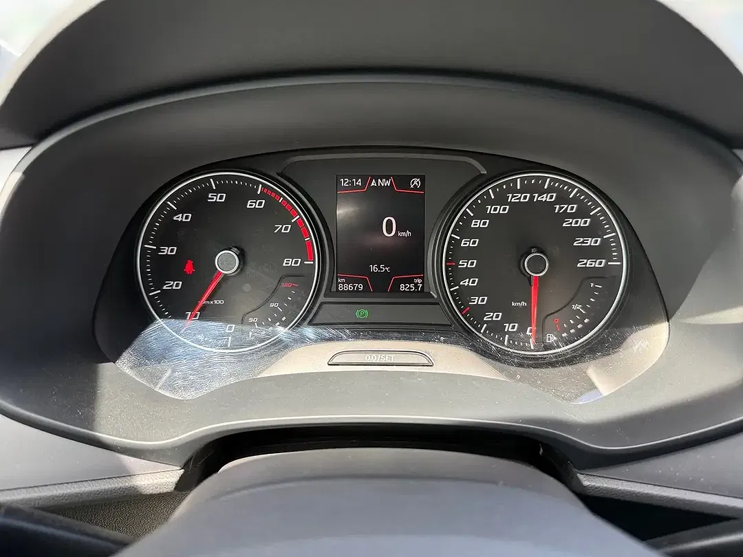 SEAT Leon - Thumbnail 5