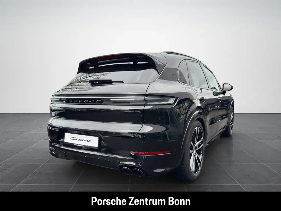 Porsche Cayenne - Thumbnail 5