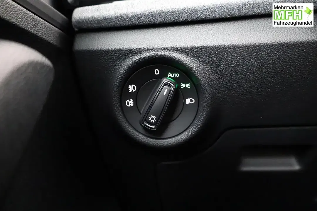 Skoda Kamiq - Thumbnail 8