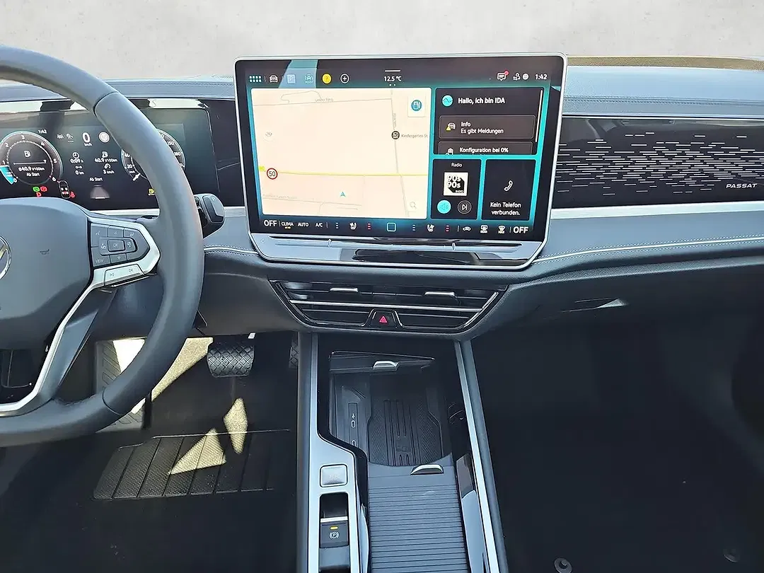 Volkswagen Passat Variant - Thumbnail 13