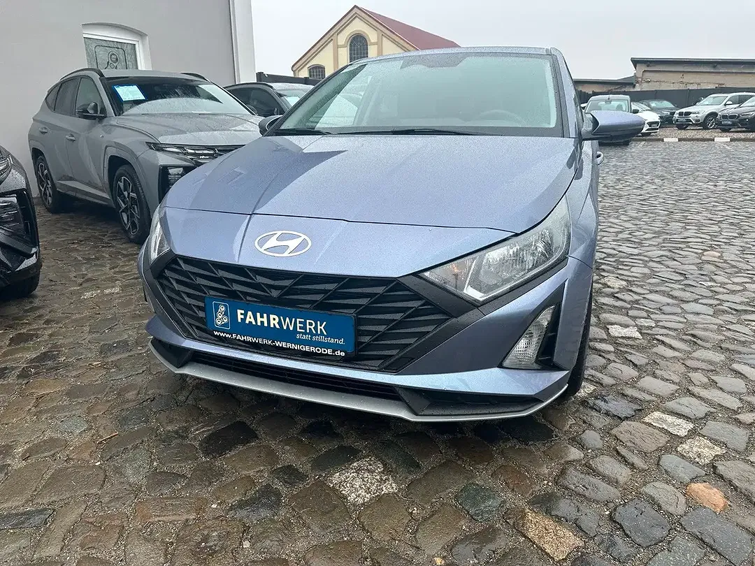Hyundai i20 - Thumbnail 1