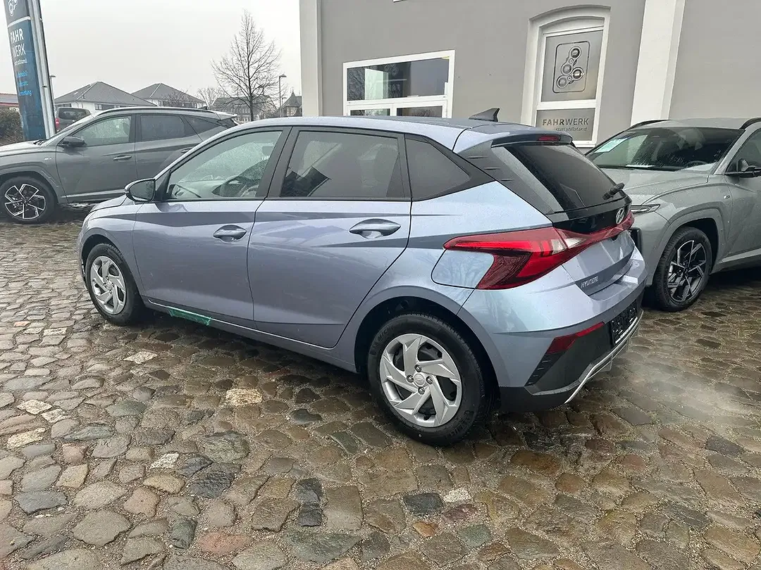 Hyundai i20 - Thumbnail 4