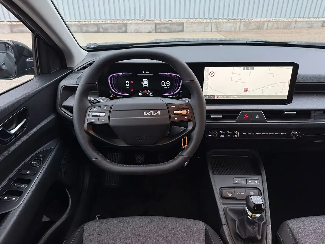 Kia Stonic - Thumbnail 12