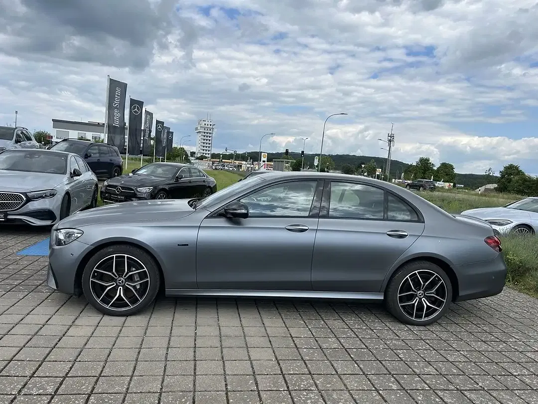 Mercedes-Benz E 300 - Thumbnail 8