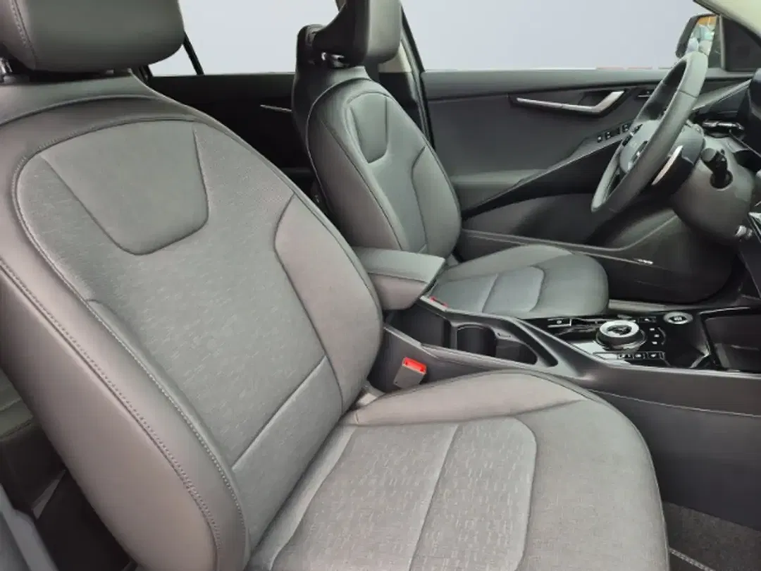 Kia Niro - Thumbnail 9