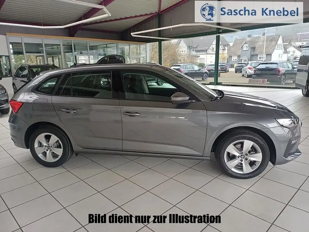 Skoda Scala - Thumbnail 3
