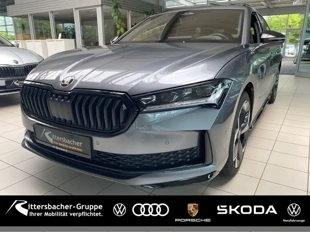 Skoda Superb - Thumbnail 1