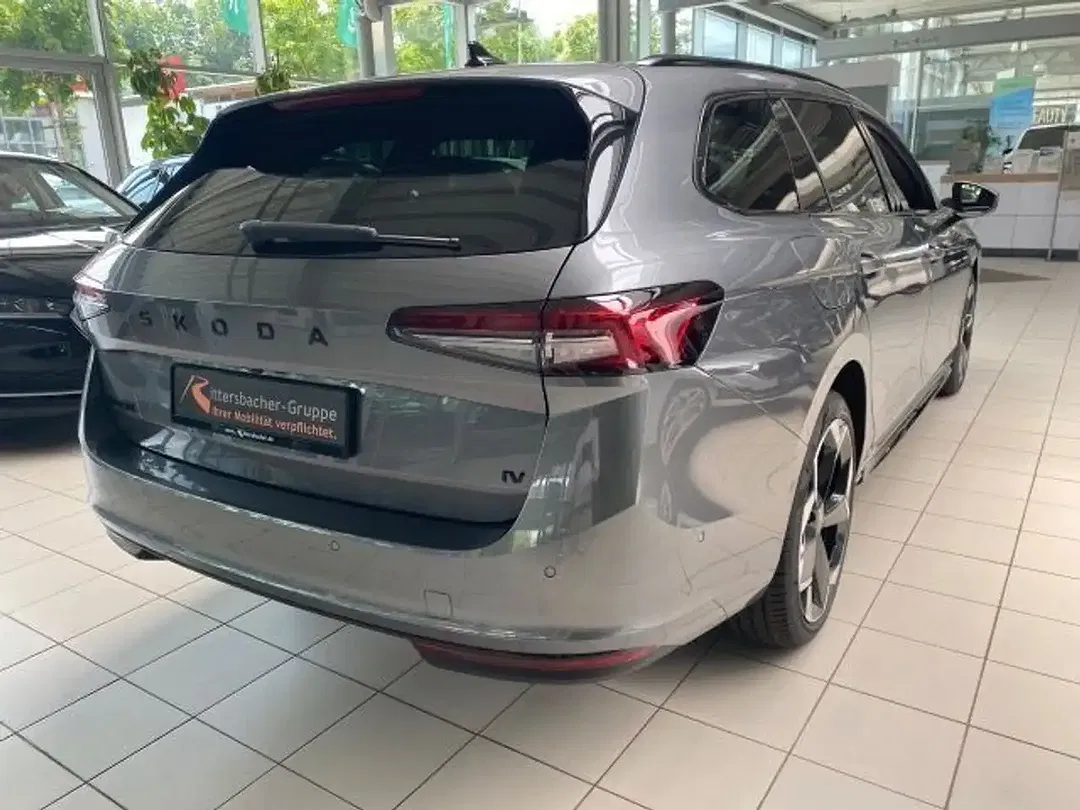 Skoda Superb - Thumbnail 4