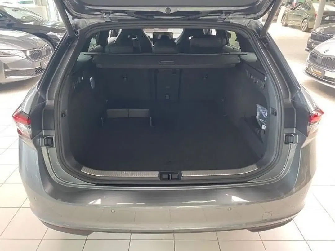Skoda Superb - Thumbnail 5
