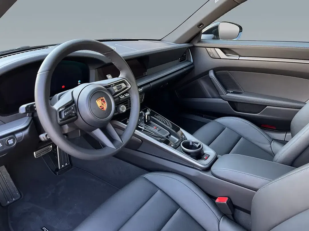 Porsche 992 - Thumbnail 4