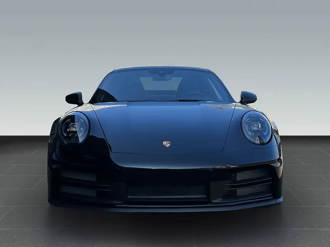 Porsche 992 - Thumbnail 6
