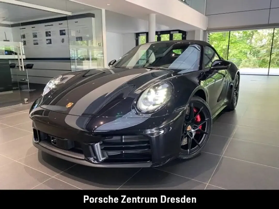 Porsche 992 - Thumbnail 1