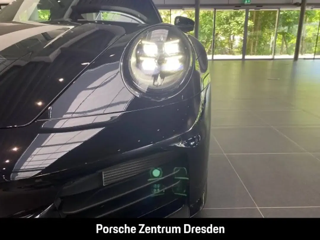 Porsche 992 - Thumbnail 13