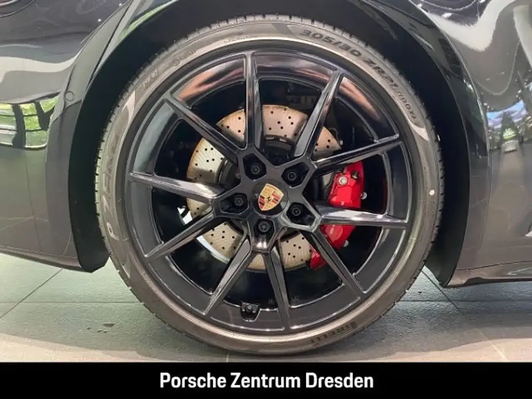 Porsche 992 - Thumbnail 15