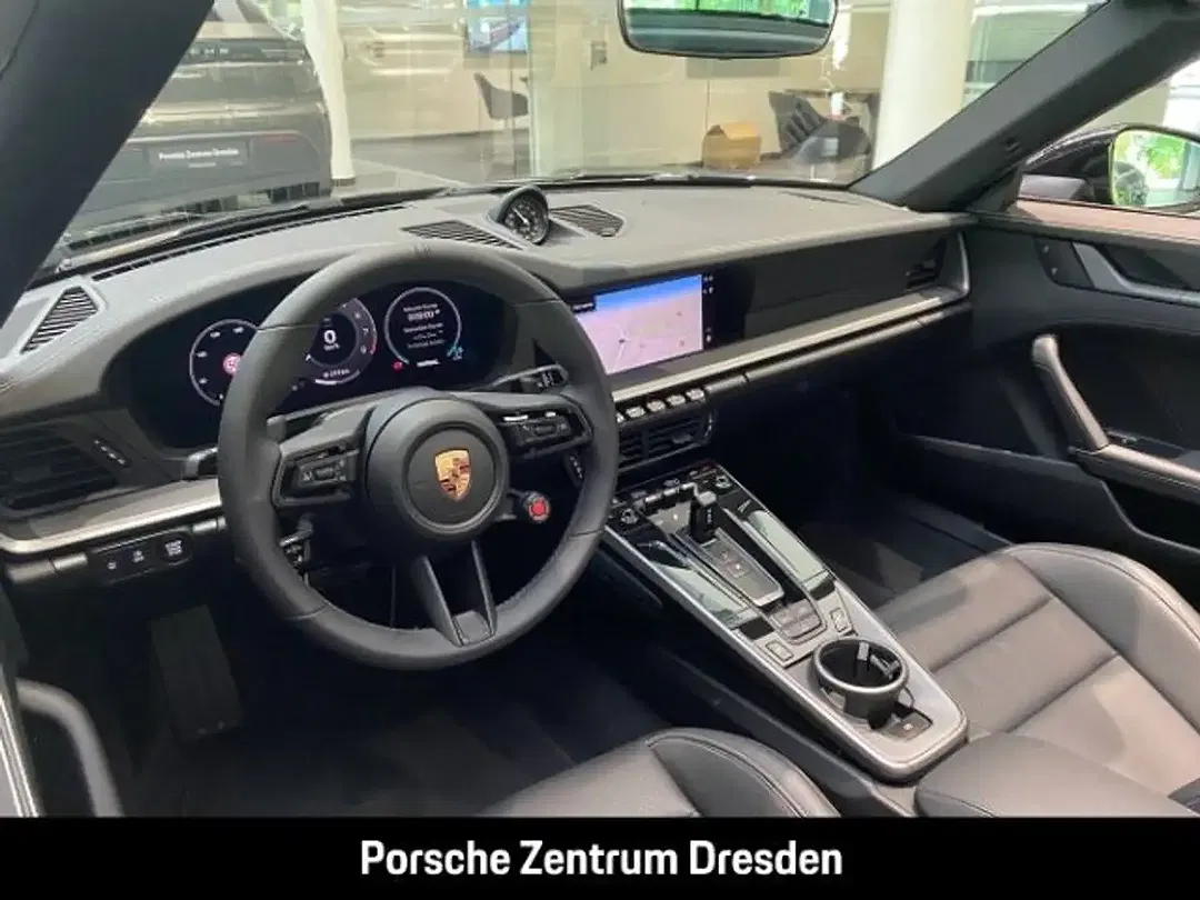 Porsche 992 - Thumbnail 4