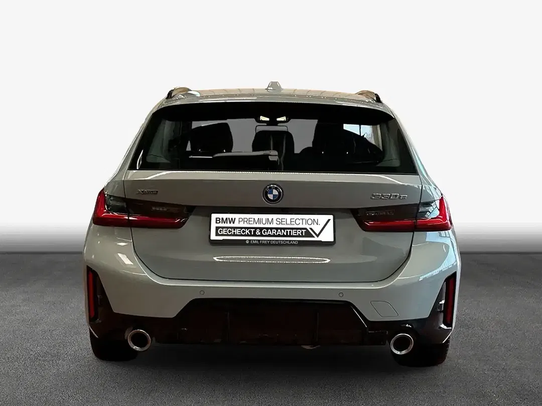 BMW 330 - Thumbnail 5