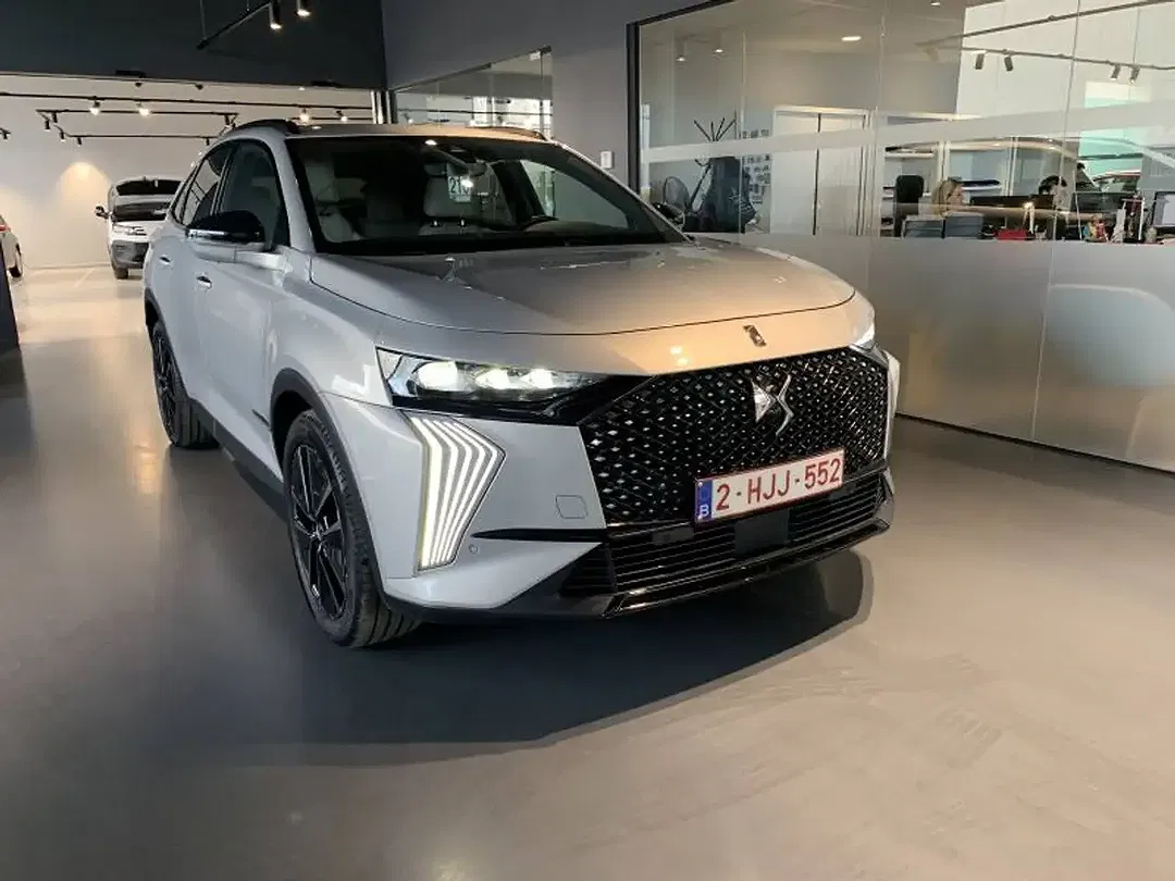 DS Automobiles DS 7 - Thumbnail 2