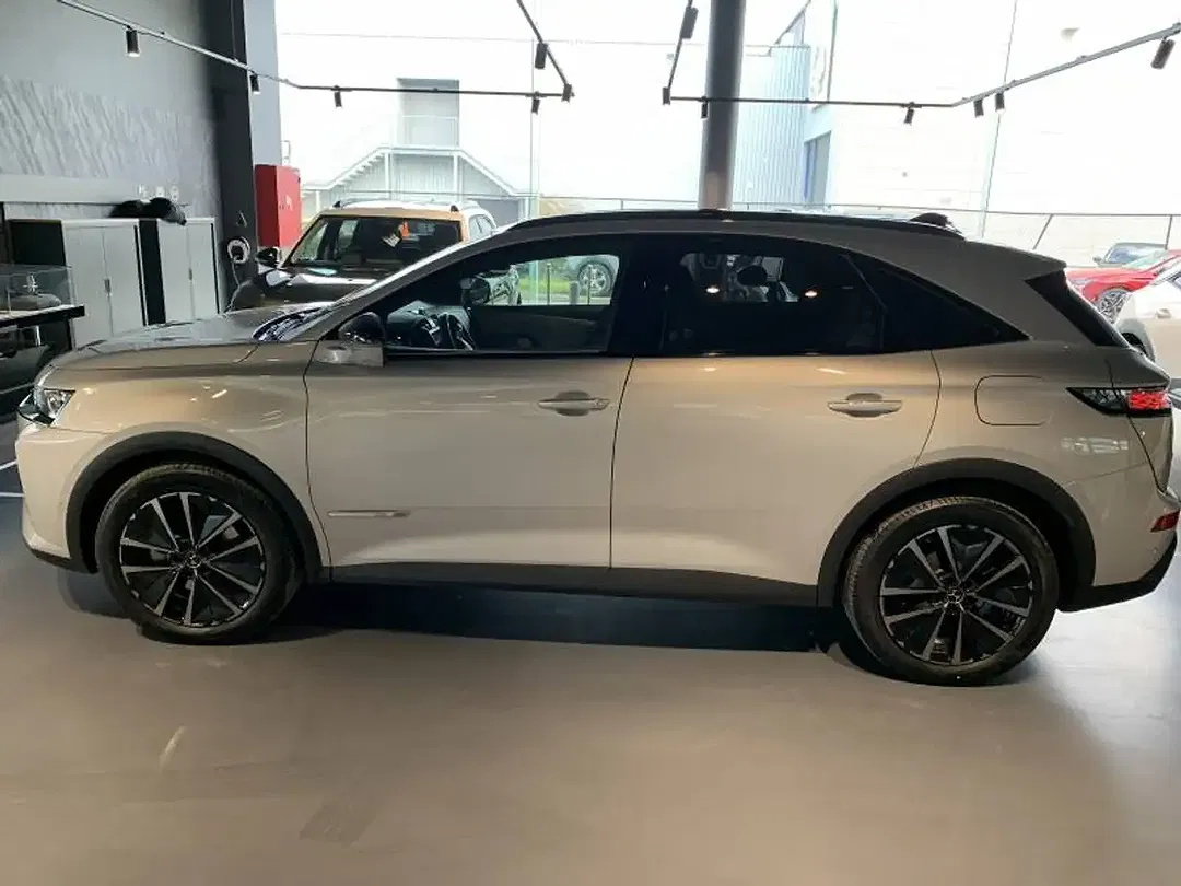 DS Automobiles DS 7 - Thumbnail 7