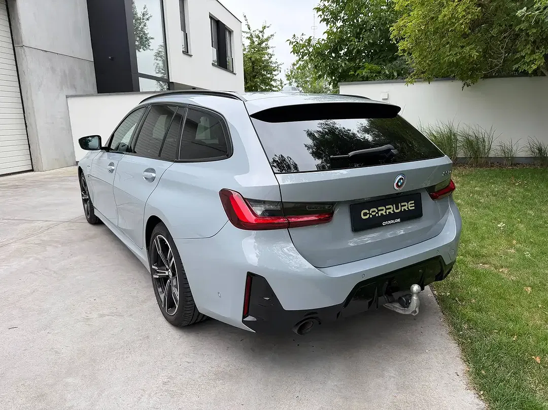 BMW 330 - Thumbnail 4