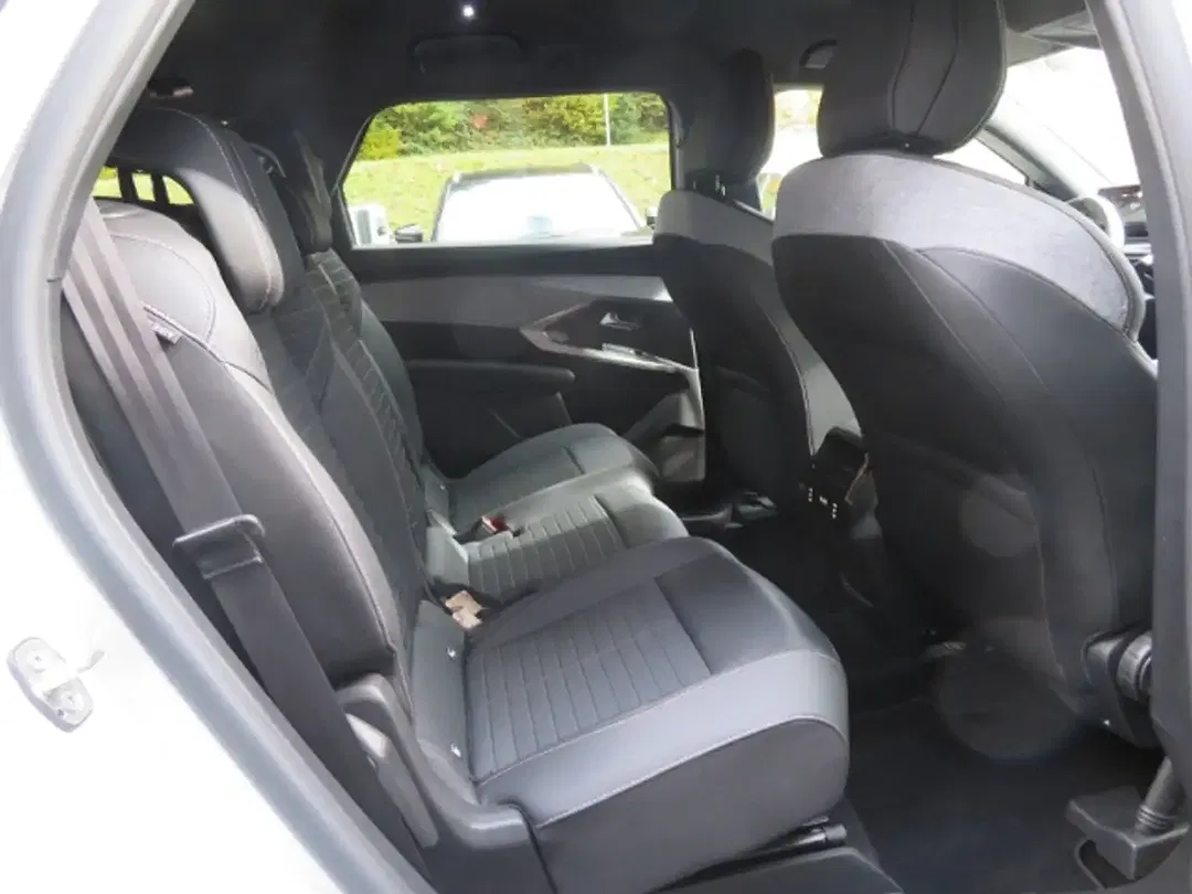 Peugeot 5008 - Thumbnail 13