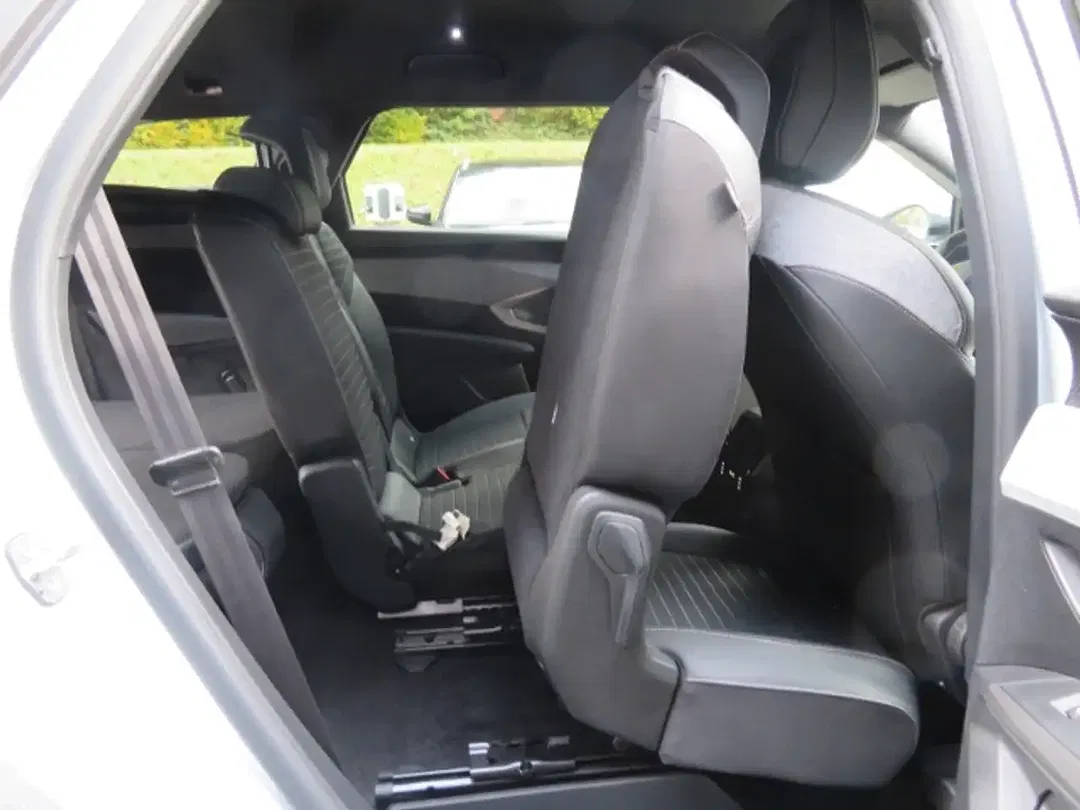 Peugeot 5008 - Thumbnail 15