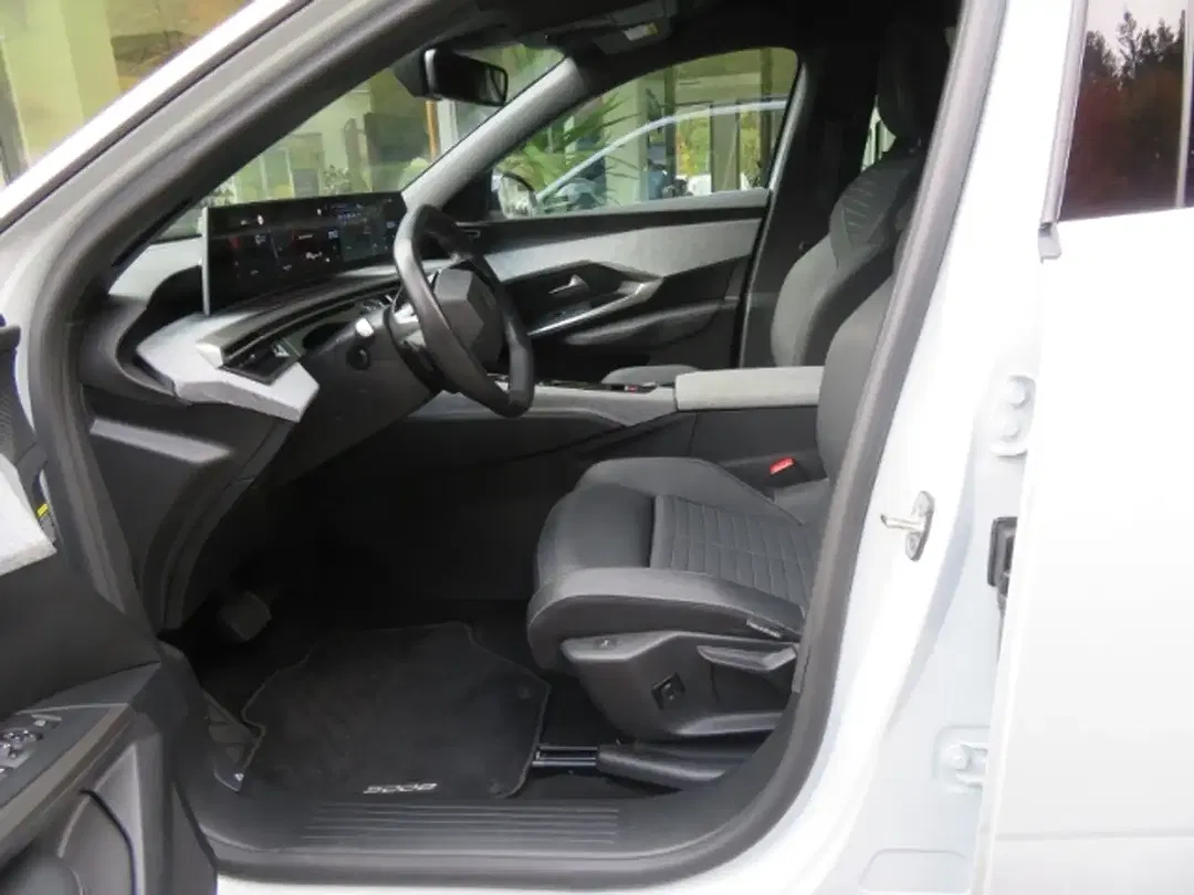 Peugeot 5008 - Thumbnail 21