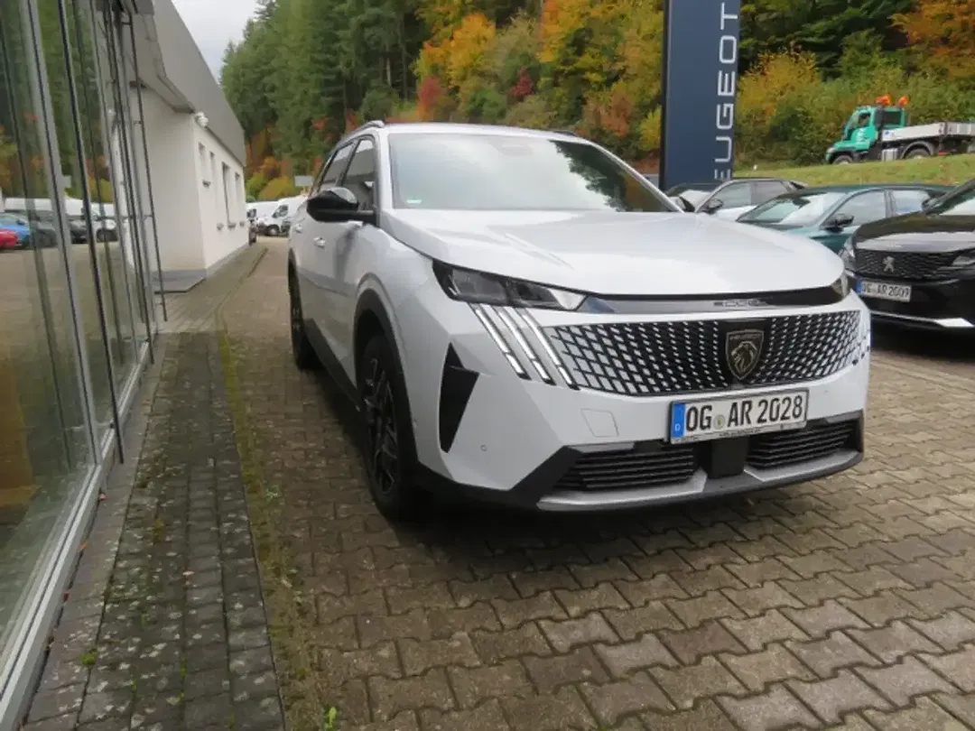 Peugeot 5008 - Thumbnail 4