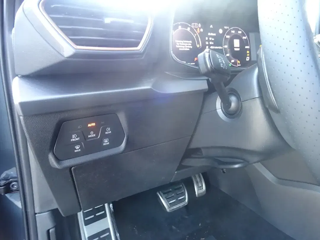 CUPRA Leon - Thumbnail 12