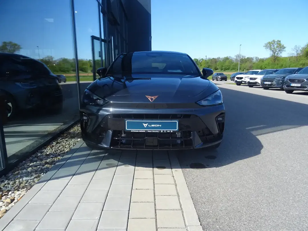 CUPRA Leon - Thumbnail 2