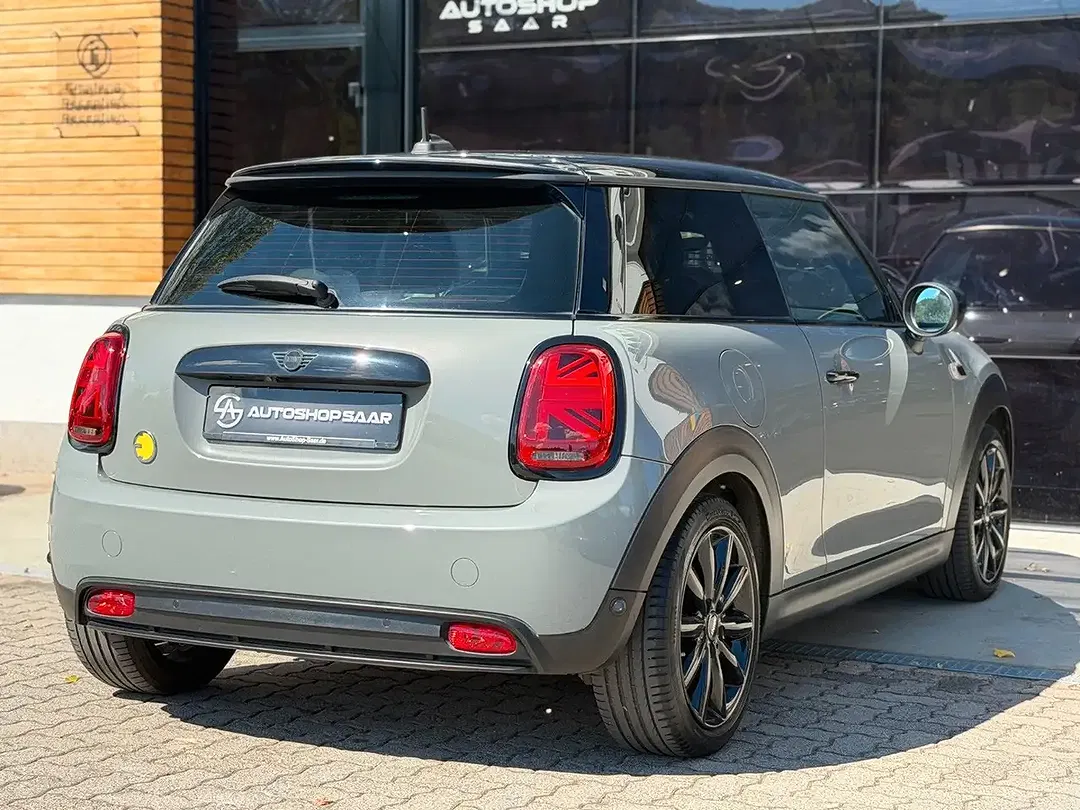 MINI Cooper SE - Thumbnail 10