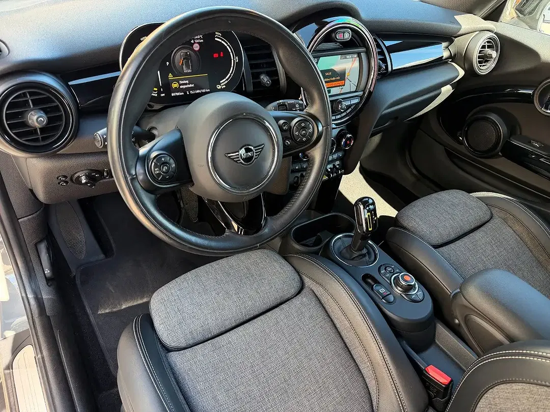 MINI Cooper SE - Thumbnail 14