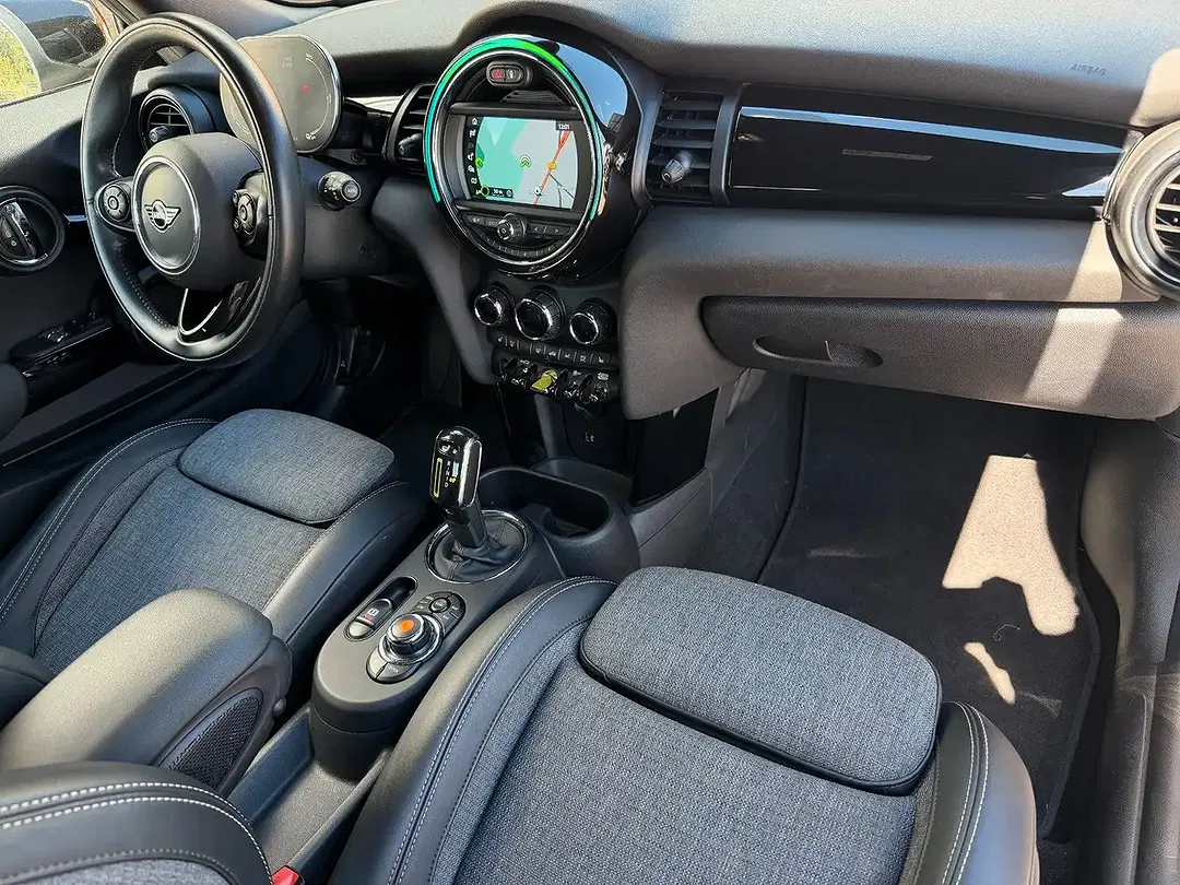 MINI Cooper SE - Thumbnail 15