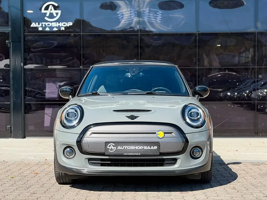 MINI Cooper SE - Thumbnail 3