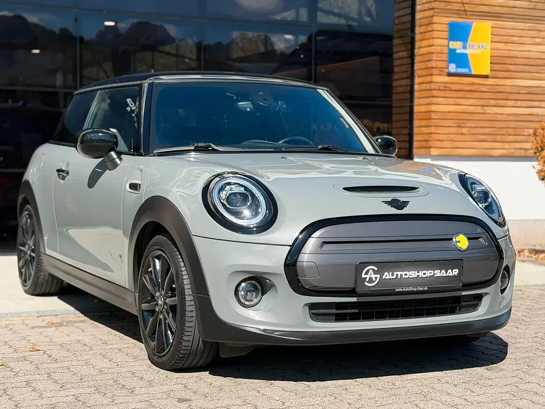 MINI Cooper SE - Thumbnail 5