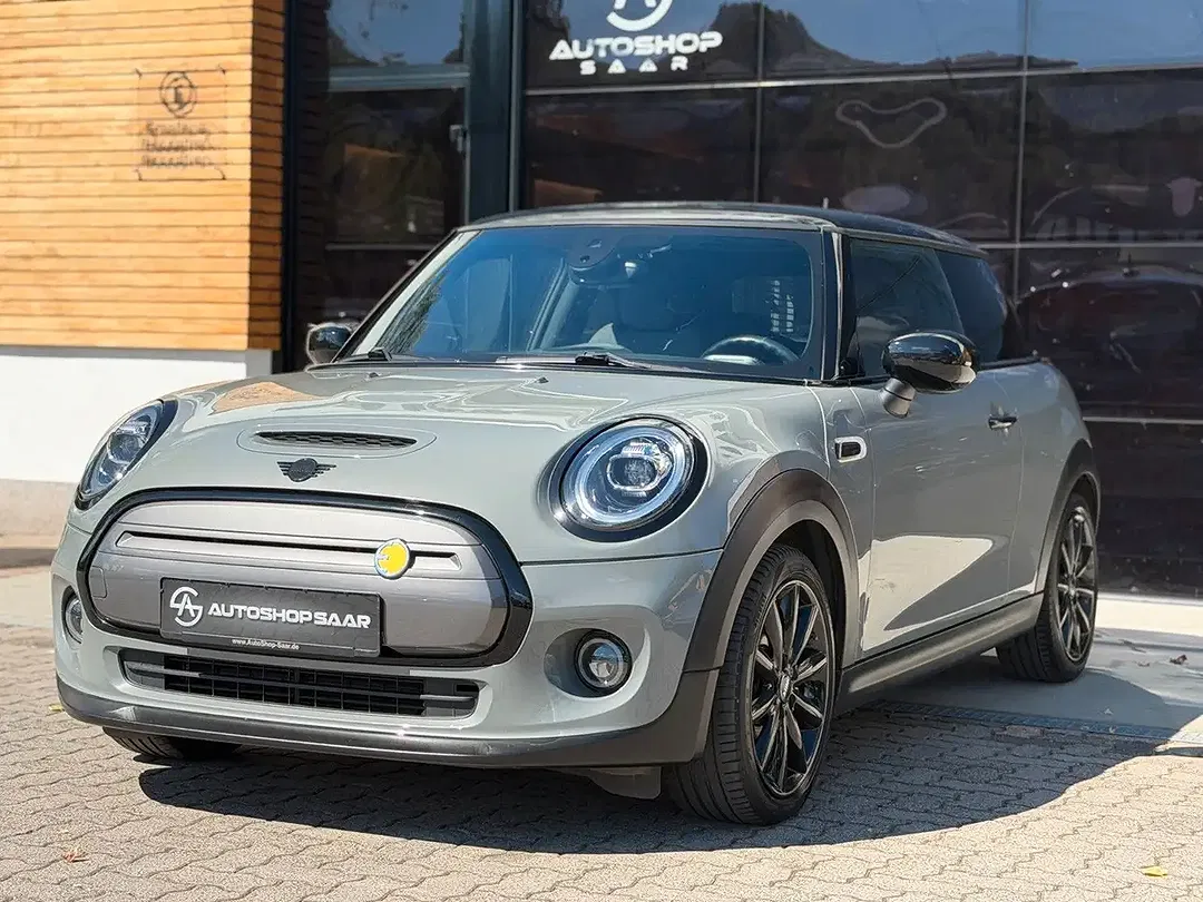 MINI Cooper SE - Thumbnail 6