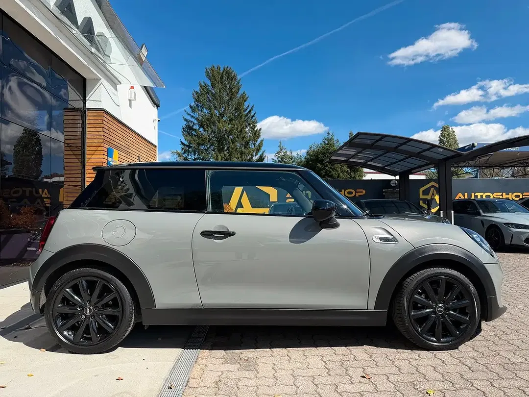 MINI Cooper SE - Thumbnail 7