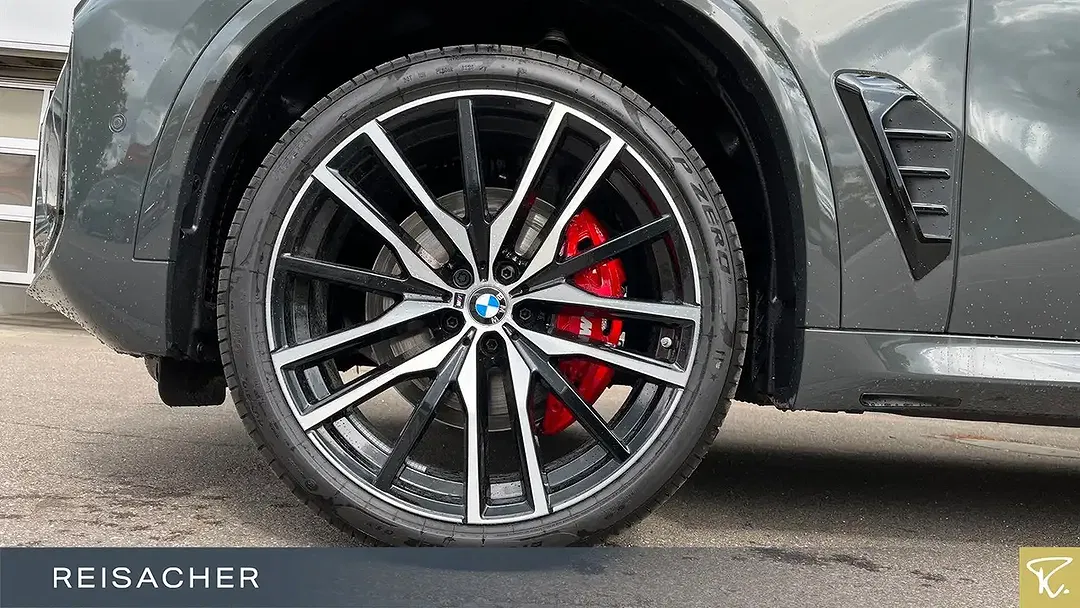 BMW X5 - Thumbnail 3