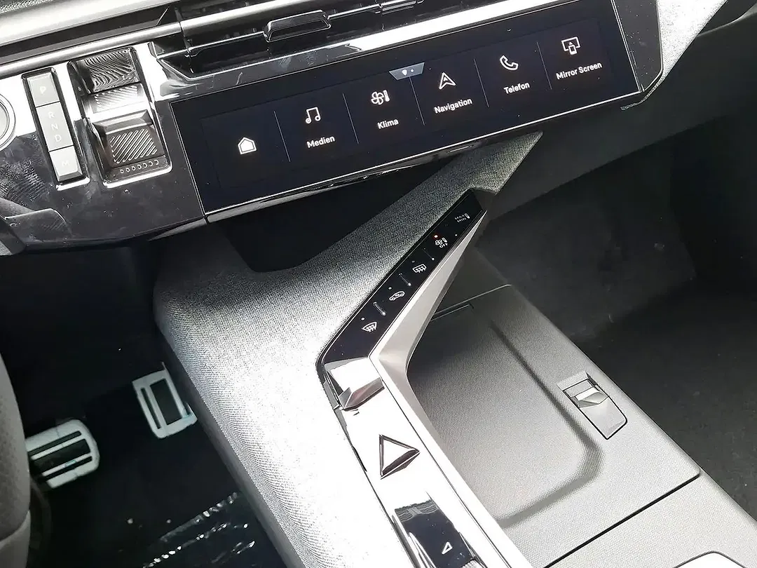 Peugeot 5008 - Thumbnail 11