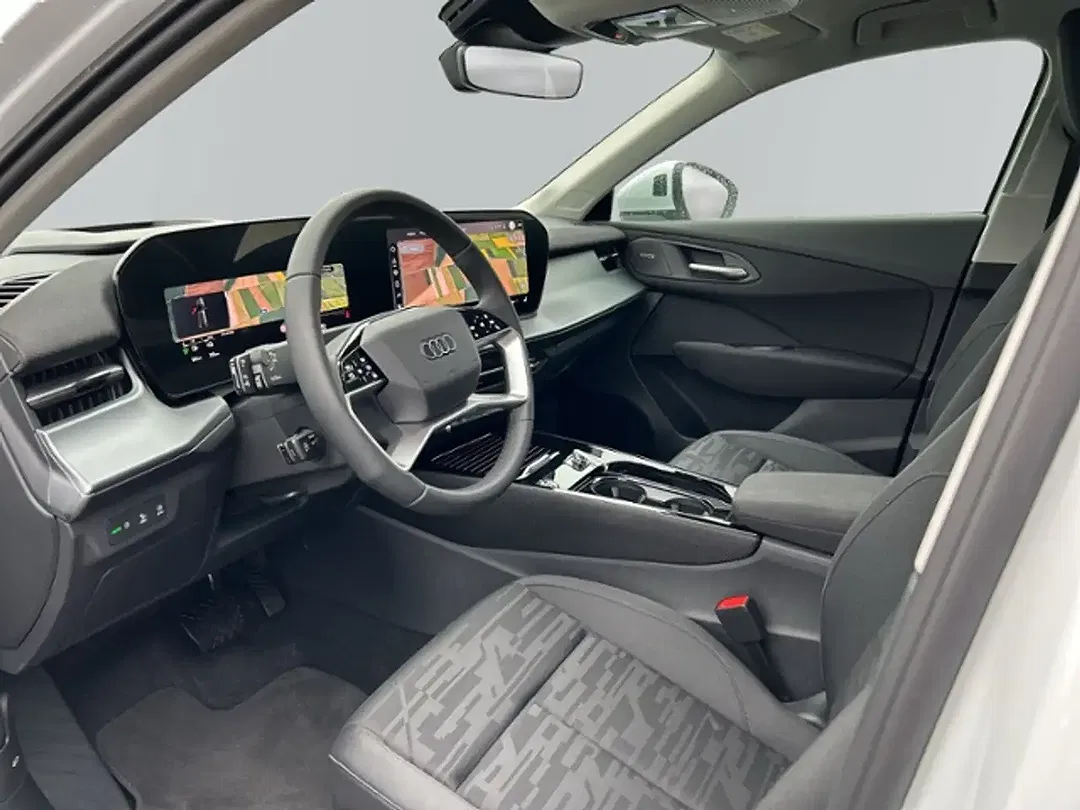Audi Q3 - Thumbnail 8