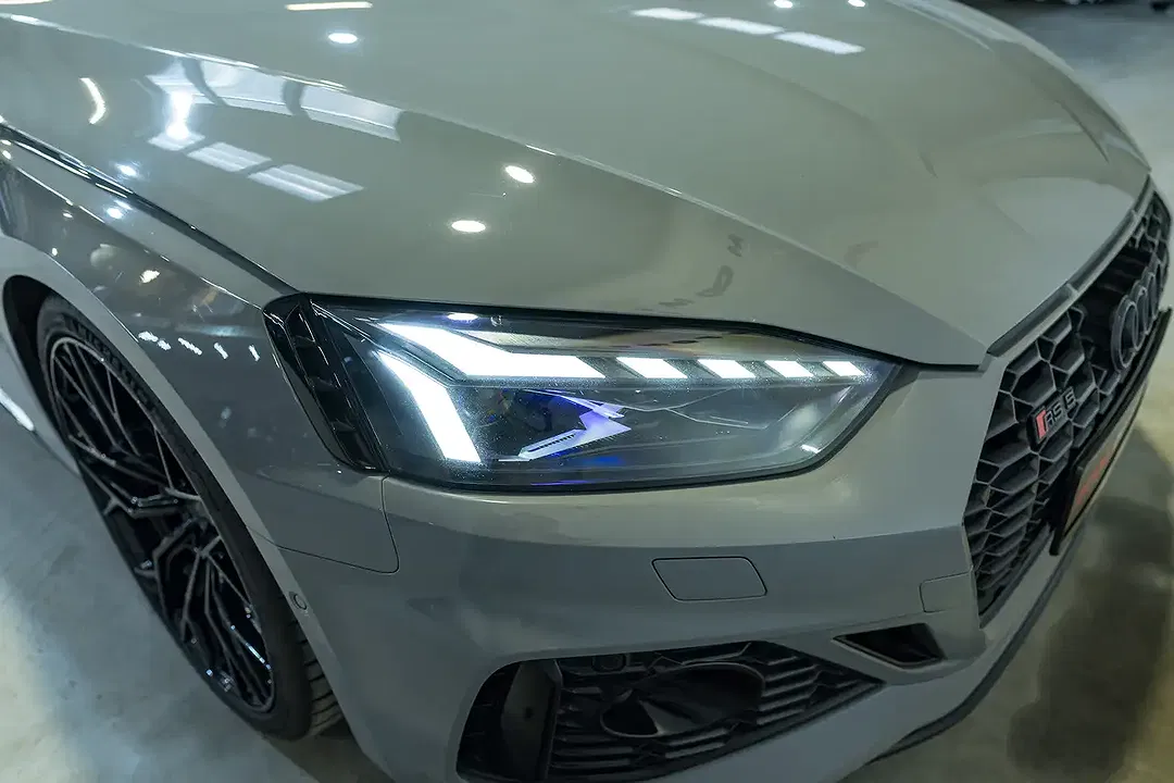 Audi RS5 - Thumbnail 13