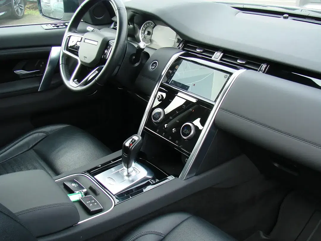 Land Rover Discovery Sport - Thumbnail 14