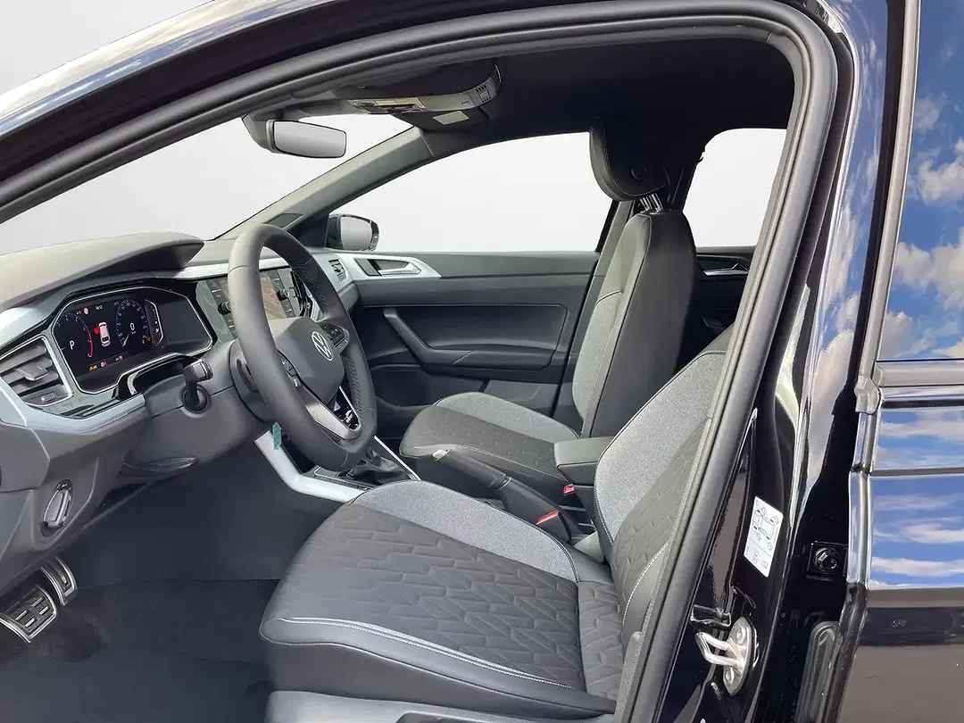 Volkswagen Polo - Thumbnail 7