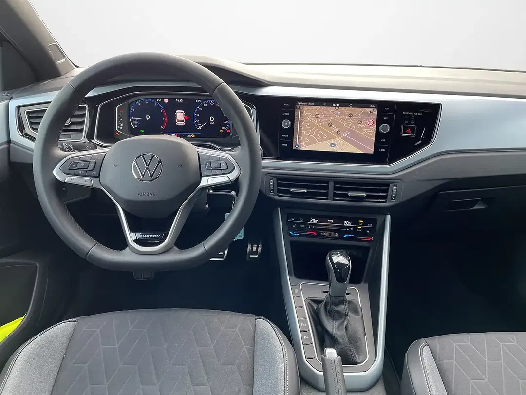 Volkswagen Polo - Thumbnail 8