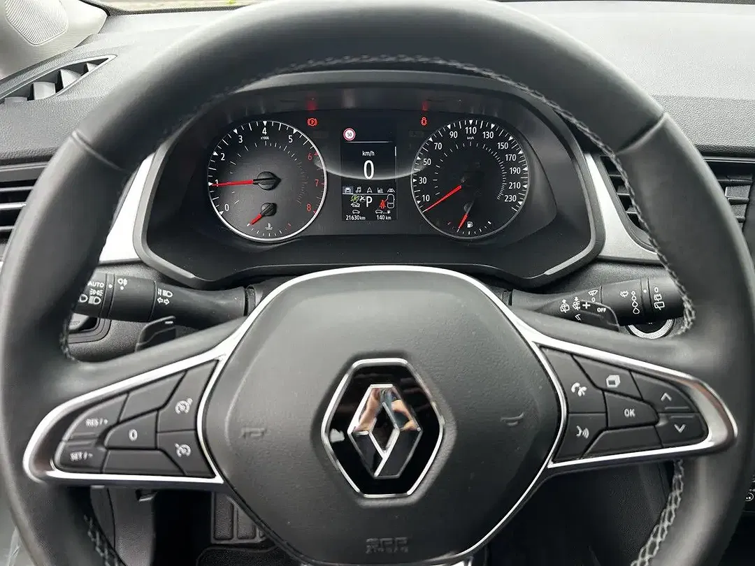 Renault Captur - Thumbnail 12